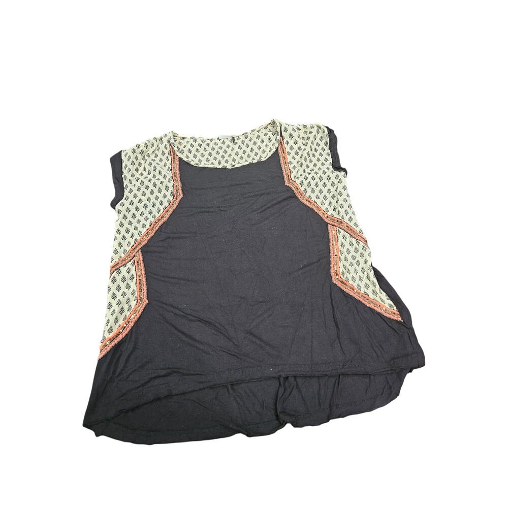 Akemi + Kin Sleeveless Boho Top XS Black Printed Viscose Crochet Trim